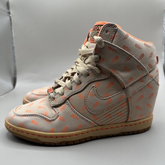 Nike Dunk Sky Hi Hidden Wedge Sneaker Black History Month 586581-200 Women’s 7.5 - Picture 2 of 10